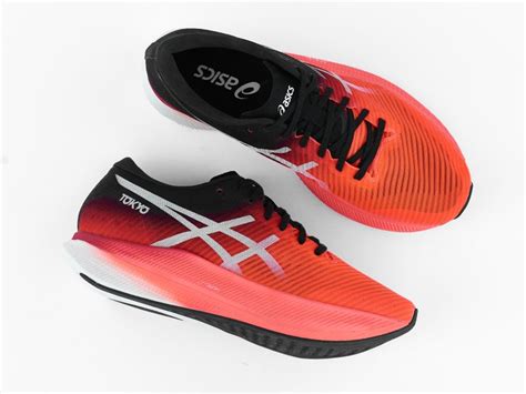 The Best Running Shoes with Carbon Fiber Plates | 2022 Gear Guide