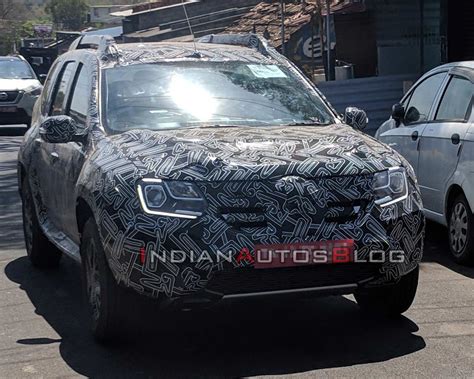 2020 Renault Duster (facelift) with projector headlights & LED DRLs spied