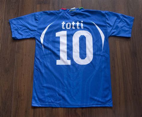 Vintage Francesco Totti Jersey Italia Size M | Grailed