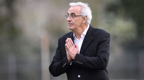 Jorge Fossati: "Ecuador y Uruguay llegan muy fuertes al partido"