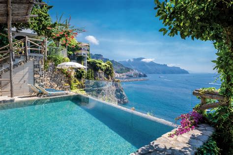 Amalfi Coast Hotels: The Best Hotels on the Amalfi Coast For All Budgets!