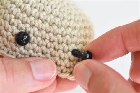 Safety eyes for amigurumi toys | Amigurumi and crochet tutorials | lilleliis