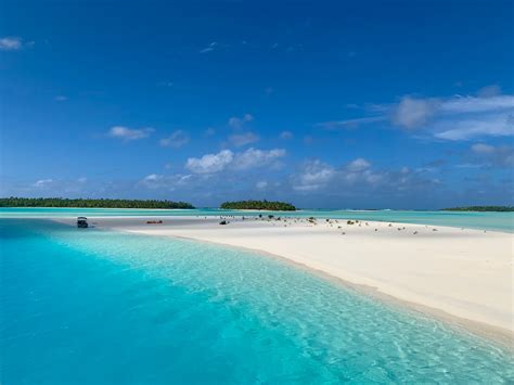 One Foot Island beach (One Foot Island Beach) 🏖️, Aitutaki island (Cook ...