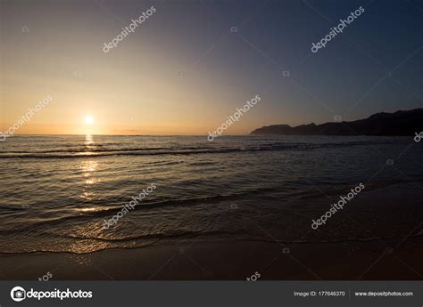 Beautiful Hawaiin Beach at Sunrise Stock Photo by ©joshuarainey 177646370