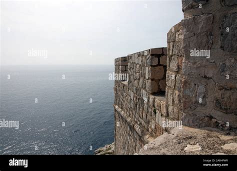 Dubrovnik city walls Stock Photo - Alamy