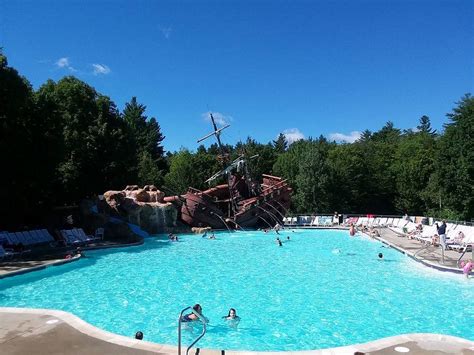 Moose Hillock Campground Pool: Pictures & Reviews - Tripadvisor