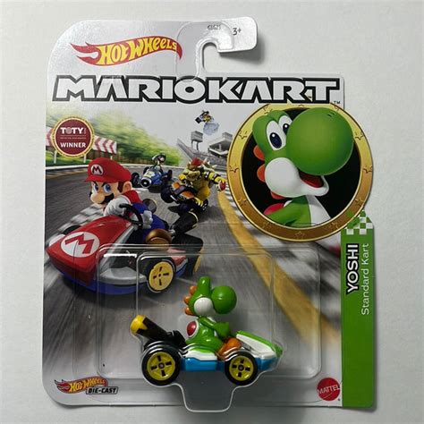 Hot Wheels Mario Kart Yoshi w/ Standard Kart – Flipn Diecast