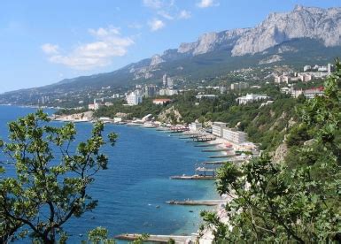 Yalta - shores of the Black Sea in Crimean peninsula: Russian Federation