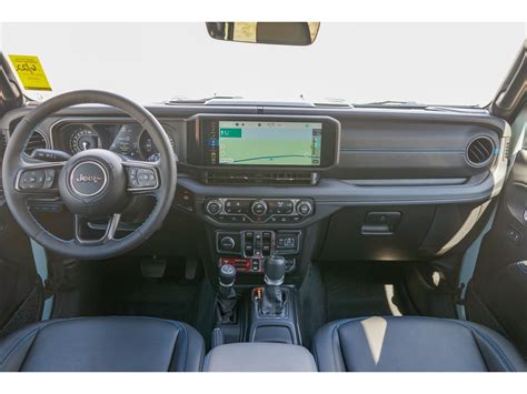 2024 Jeep Wrangler: 33 Interior Photos | U.S. News