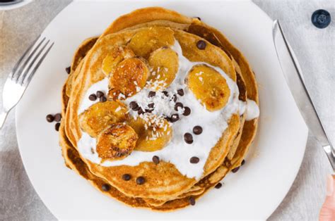 25 Best Pancake Toppings - Insanely Good