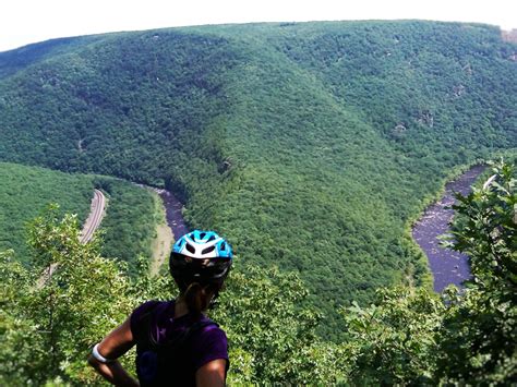 lehigh-gorge-state-park Jim Thorpe at the southern end of the park. Whitewater rafting, biking ...