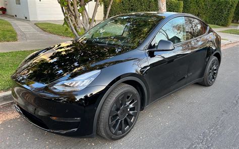 2023 Tesla Model Y Long Range AWD - Find My Electric