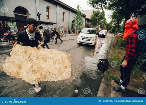 Protests in Chile editorial photography. Image of demonstration - 163884207