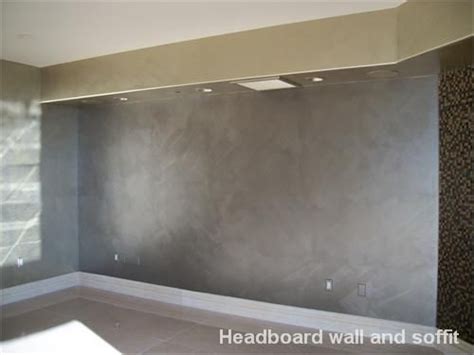 Metallic Silver Wall Paint | Scuffmaster Metallic Brushed on paint ...