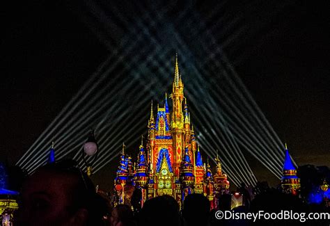 An EXCLUSIVE Fireworks Show Is Returning to Disney World - Disney by Mark