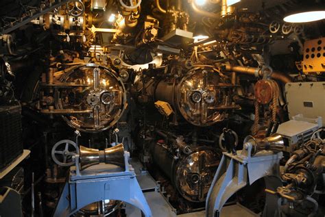 Inside of the aft torpedo room USS Drum SS-228 [3872x259] : WarshipPorn