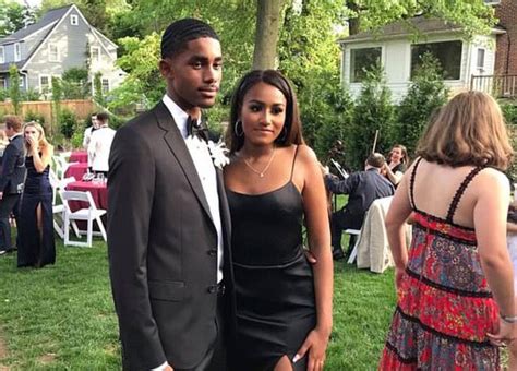 Sasha Obama Is Gorgeous Attending Her High School Prom [PHOTOS]