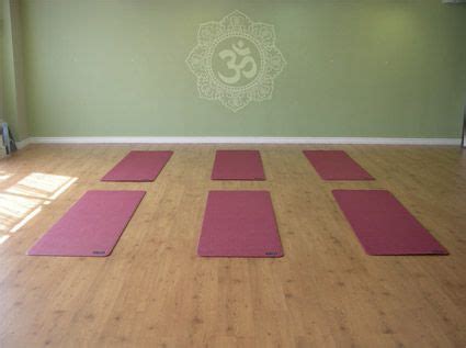 yoga studio colors and wall design | Yoga studio decor, Yoga studio, Yoga design