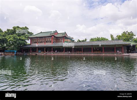 Chinese garden Architecture Stock Photo - Alamy