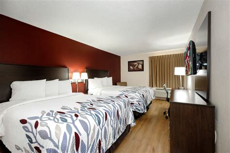 Budget, Pet Friendly Hotel in Hillsville, VA 24343