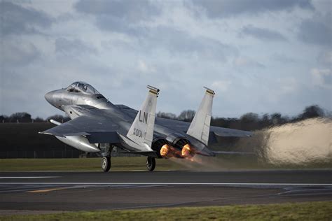 Desert Storm: 30 Years Later - Mitchell Institute for Aerospace Studies