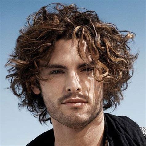 Beautiful Men's Shoulder Length Hairstyles Wavy Medium For Women With ...