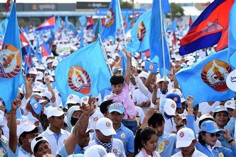 Democracy languishes 30 years after Cambodia peace deal - LiCAS.news | Light for the Voiceless