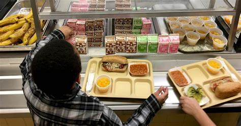 New Jersey School Considers Not Serving Lunch To Students Who Have Unpaid Lunch Debt - Trendzified