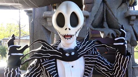 Jack Skellington Meet & Greet at Disneyland Paris Halloween Festival 2018 - Jack's Cemetery ...