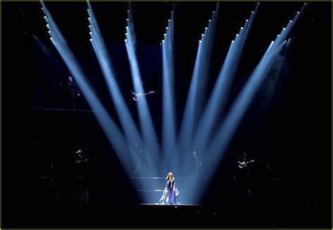 Photo: shania twain tour 2023 23 | Photo 4926489 | Just Jared ...