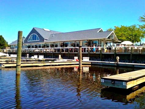 Muskegon's Only Waterfront Hotel: Shoreline Inn | Muskegon, MI 49440 | Lake house, Waterfront, Hotel