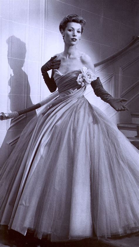 DIOR gown 1950's, Despite its delicate appearance, a Dior original ...