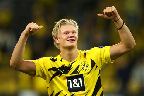 Erling Haaland wins the 2020 Golden Boy award