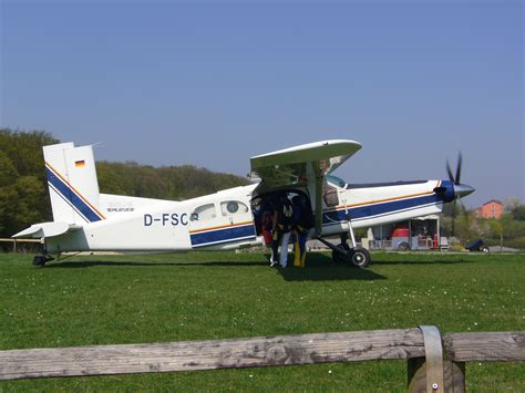 File:Pilatus PC-6 Turbo Porter.jpg - Wikimedia Commons