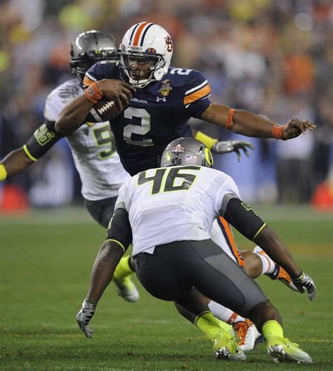 Cam Newton vs Oregon in the 2010 National Championship | Auburn tigers ...