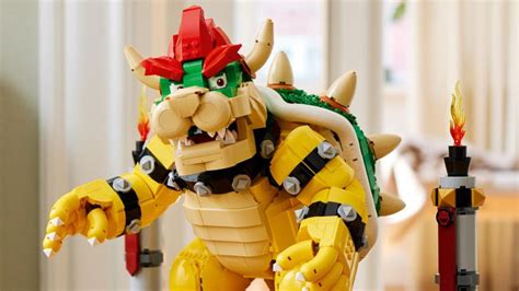 New $280 Lego Bowser is so massive it makes the old version look ...