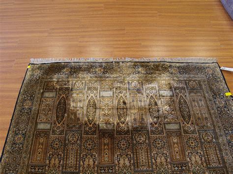 Rug Master: Handknotted Silk Rug Cleaning