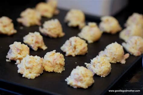 Croquetas de Jamon (Ham Croquettes) - Goodie Godmother