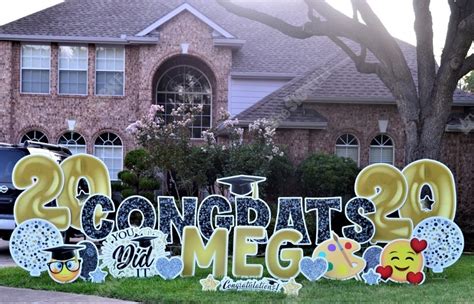 Graduation Yard Signs - The Sign Elf - Tampa Florida