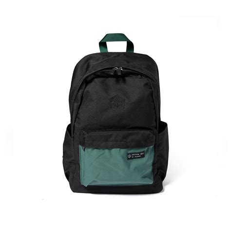 Critical Role on Twitter: "🎒 Our Critical Role Backpack celebrates each ...