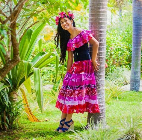 Cook island style | Island style clothing, Island dress, Polynesian dress