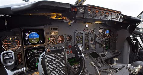 Boeing 737 Cockpit Layout