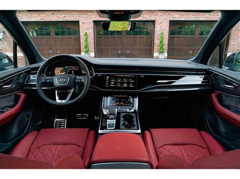 2025 Audi SQ7: 13 Interior Photos | U.S. News