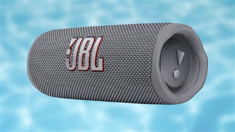 This JBL Bluetooth Speaker With A Brutal Battery Reaches A Minimum ...