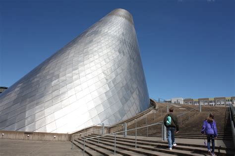 A Little Time and a Keyboard: Museum of Glass Tacoma: Creation in Motion