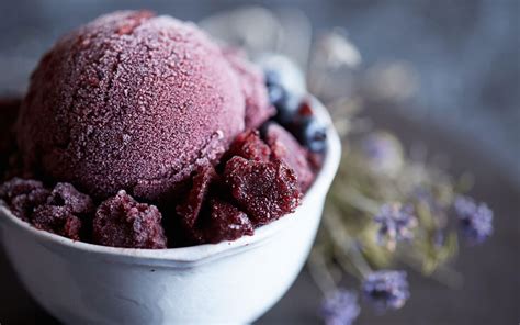 Sorbete de frutos rojos con jengibre, canela y nuez moscada - Recetas ...