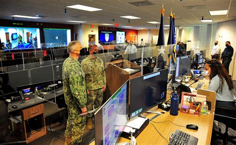 US Southern Command Unveils New Network Operations and Security Center - Diálogo Américas