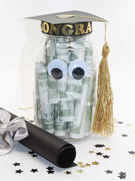 DIY Graduation Mason Jar Party Gifts / Favors + Free Printable ...