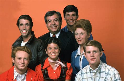 Happy Days: Sitcom Stars Reunite for Erin Moran Memorial - canceled ...