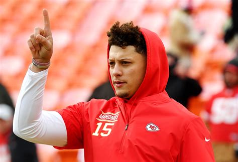 What's the Deal With Patrick Mahomes’s Ketchup Obsession? - InsideHook